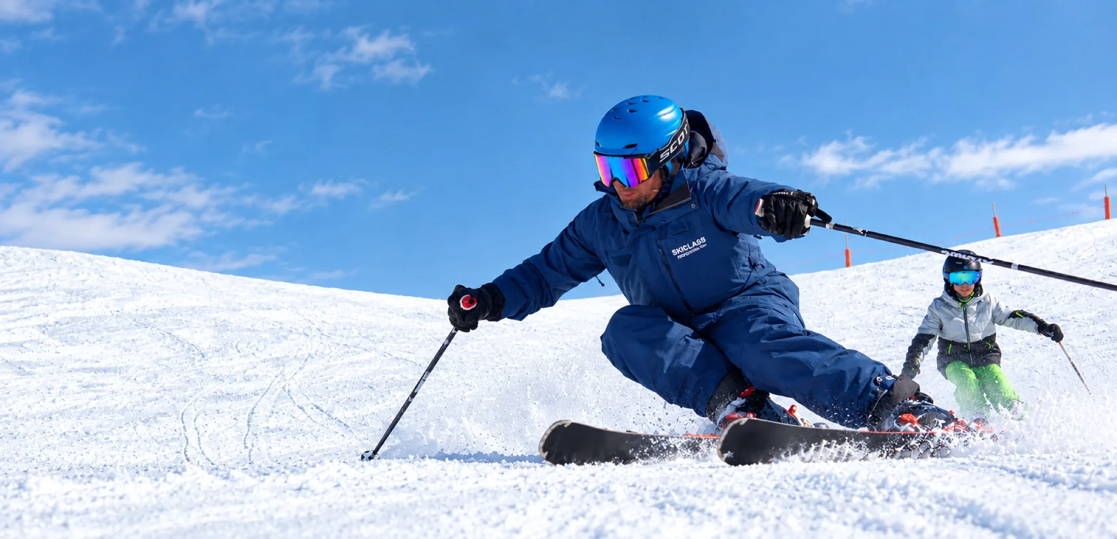Profesora de SkiClass trazando un giro en las pistas de Baqueira-Beret