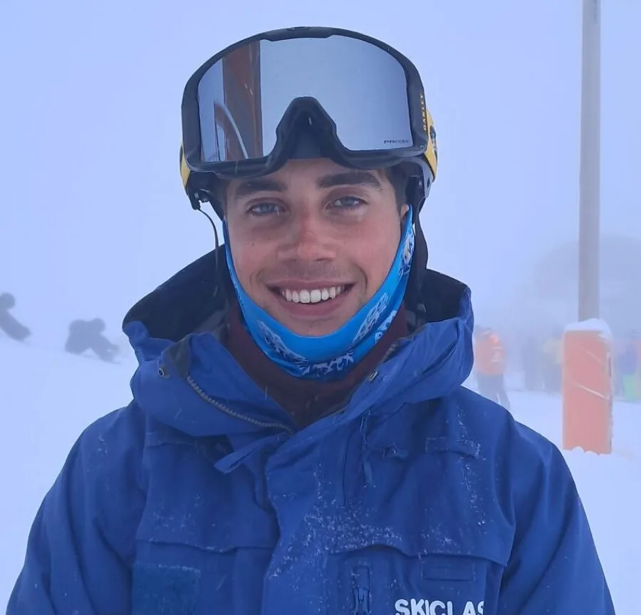 Nil García, moniteur de ski chez SkiClass Baqueira